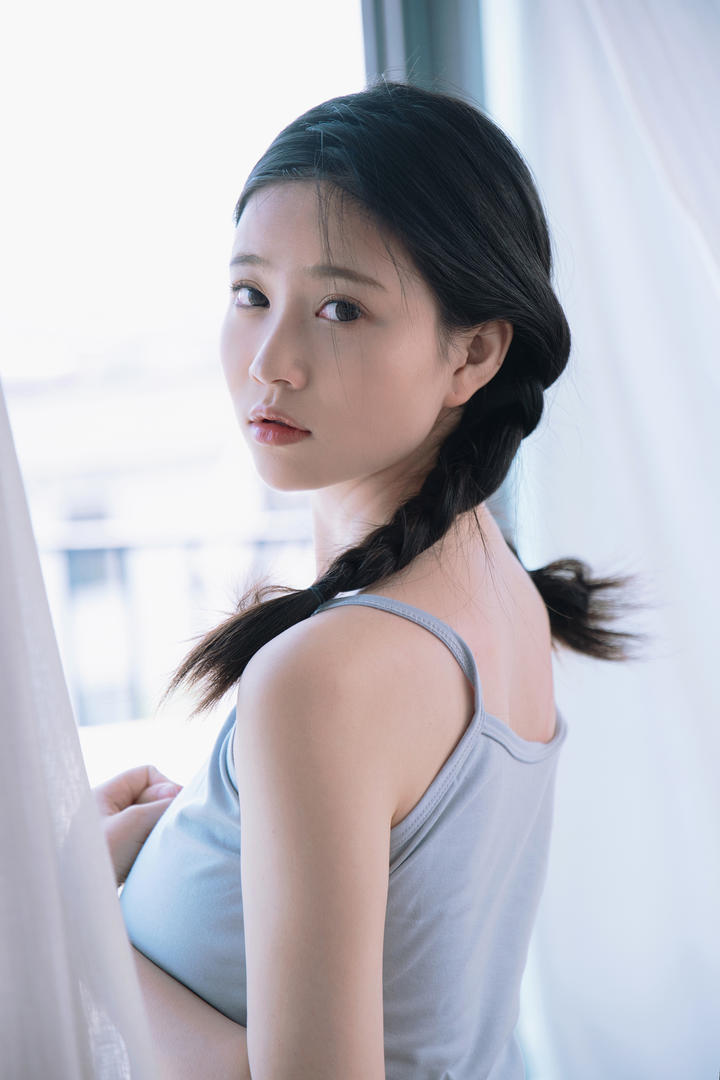 萧敬腾说51岁妻子在家像独生女一样